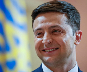 Diễn viên hài dẫn đầu cuộc bầu cử tổng thống tại Ukraine