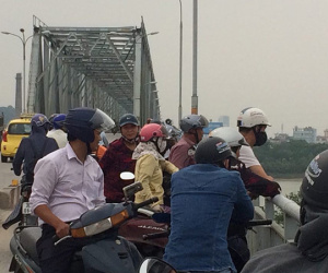 Nhắn tin cho bố 'con đi chết đây', nam thanh niên nhảy cầu tự tử