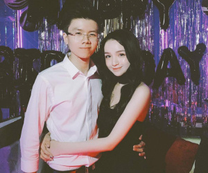 Mới yêu xa 3 ngày, Phan Hoàng và bạn gái xoá hết ảnh thân mật, bỏ follow nhau làm rộ lên nghi án chia tay