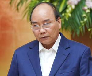 Đề xuất kỷ luật 3 người vụ 'xe biển xanh đón người thân Bộ trưởng'