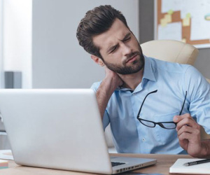 Ngồi 1 tiếng giảm 22 phút tuổi thọ: Bạn nên rèn ngay 8 thói quen này để sống lâu hơn