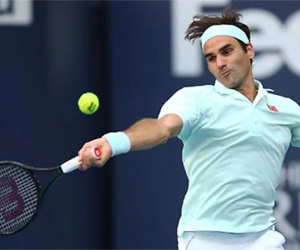 Federer vượt Djokovic, chiếm đỉnh bảng điểm Race to London