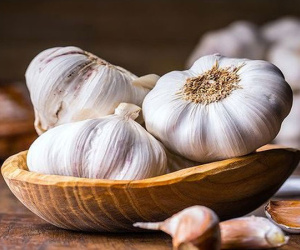 Mắc những bệnh này ăn tỏi độc vô cùng