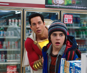 'Shazam!': Cuối cùng thì Vũ trụ DC đen tối đã biết cách chọc cười khán giả