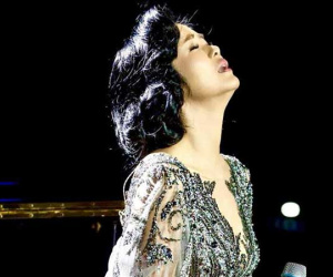 Trước tin chồng cũ lấy vợ mới, diva Hồng Nhung phản ứng thế nào?
