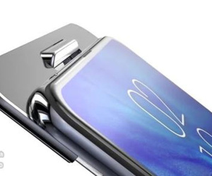 Ảnh dựng Galaxy A90 với camera vừa trượt vừa xoay