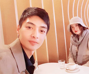 Hình ảnh gây bão hôm nay: Tài tử 'Vườn sao băng' và Goo Hye Sun tái hợp sau 10 năm, loạt diễn viên vào bình luận