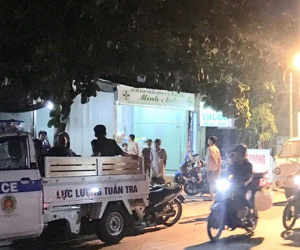 Mẹ phát hiện con trai chết trong tư thế treo cổ ở phòng trọ