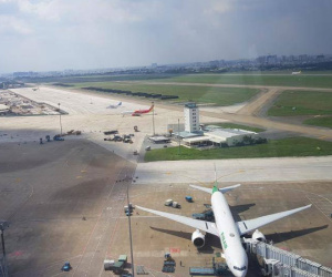 Thanh niên trần truồng xâm nhập sân bay Tân Sơn Nhất