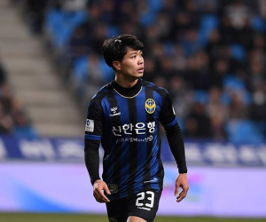 'Công Phượng giờ là tiền đạo tốt nhất của Incheon United'