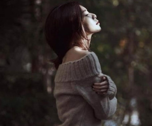 Không ngờ quả đúng là có chuyện mờ ám phía sau chiếc váy ngủ chồng bỗng dưng mua tặng tôi