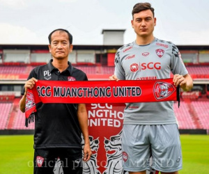 CHÍNH THỨC: Văn Lâm có thầy mới là học trò cũ HLV Park Hang-seo