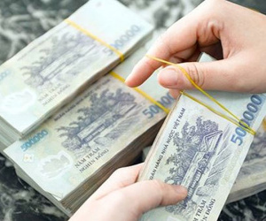 Bị quản chặt, công ty tài chính hết thời…gà đẻ trứng vàng?