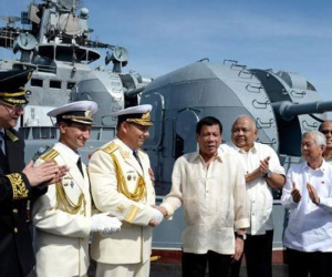 Tàu chiến Nga đến Philippines giữa lúc căng thẳng ở Biển Đông