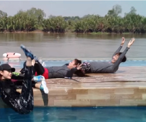Trang điểm xinh đẹp đến Running Man Việt, Minh Hằng nhận cái kết... ướt nhẹp!