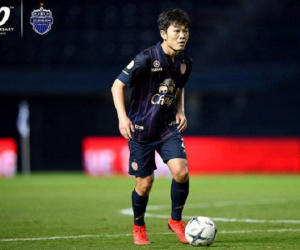 VIDEO: Xem lại pha kiến tạo đầu tiên của Xuân Trường cho Buriram United