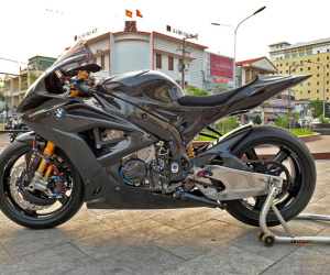 'Cá mập' BMW S1000RR với gói độ hơn 2 tỷ của biker miền Tây