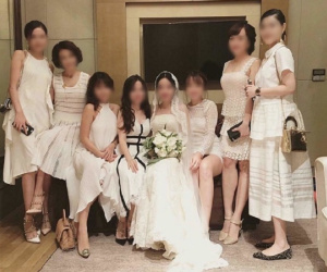 Chán nản với style ăn mặc của chị em: Ai cũng muốn làm 'vedette' trong ngày trọng đại... của người khác