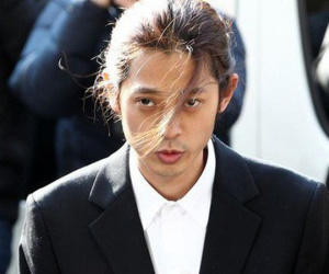 Ai mà ngờ được, chính Jung Joon Young là người 'tình cờ' giúp cảnh sát phát giác ra bê bối chatroom tình dục
