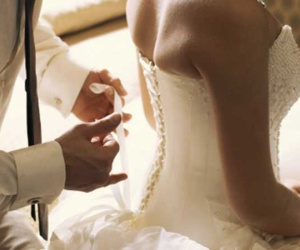 Đêm tân hôn, tôi hiểu lý do kỳ lạ vợ đòi 'giữ gìn' đến tận khi cưới