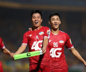 Bùi Tiến Dũng tỏa sáng giúp Viettel thắng nhọc Nam Định tại Hàng Đẫy