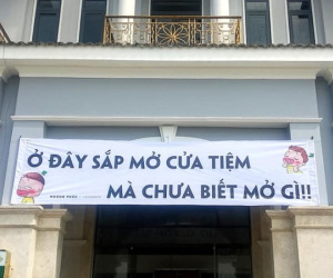 Tấm băng rôn treo trước ngôi nhà khang trang gây tò mò: 'Ở đây sắp mở cửa tiệm... nhưng chưa biết bán cái gì'