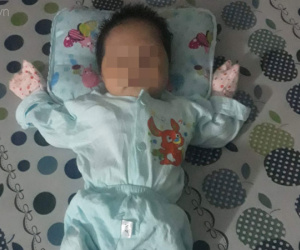 Bé trai 2 tháng tuổi tử vong sau khi tiêm vắc-xin 5 trong 1: Mẹ trẻ khóc ngất, nhịn ăn nhịn uống vì thương nhớ con