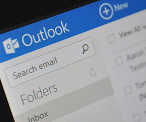 Dịch vụ thư điện tử Outlook bị hacker xâm nhập trong nhiều tháng