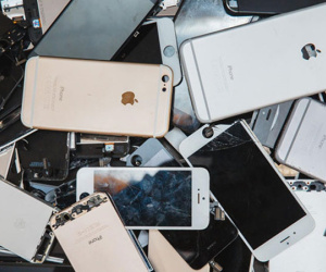 Hàng chục nghìn iPhone vứt sọt rác mỗi năm vì khóa iCloud