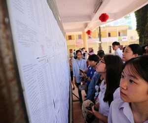 Nghỉ lễ, phụ huynh Hà Nội xôn xao với tiêu chuẩn sơ tuyển lớp 6 toàn điểm 10