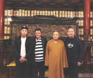 Cha Thích Tiểu Long: Thân thế khủng, là đại cao thủ Thiếu Lâm, gia sản đủ mua cả con phố sầm uất