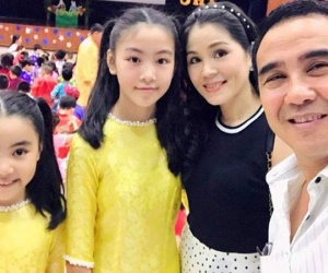 Con gái MC Quyền Linh lần đầu catwalk với áo dài, càng nhìn càng thấy thần thái của Hoa hậu tương lai