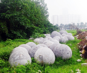 Hà Nội: 40 quả bóng xích ở SVĐ Mỹ Đình sắp được di dời khỏi bãi đất trống để phục vụ đường đua F1