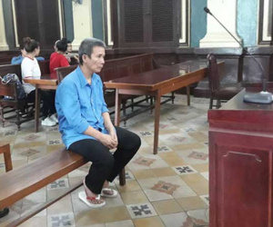 TP HCM: Chồng sát hại vợ trong phòng ngủ rồi tự sát không thành