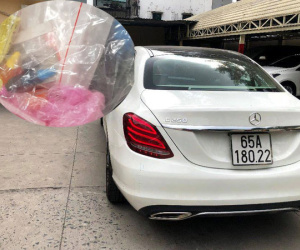 Bắt đường dây bán 1000 viên thuốc lắc/ngày cho quán bar ở TP.HCM, thu cả 'kho' vũ khí trong ô tô Mercedes