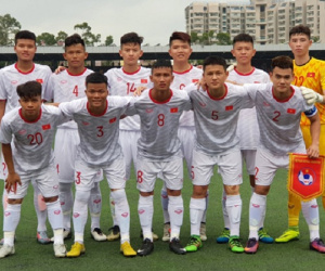 U18 Việt Nam 'thắng nhọc' U18 Singapore trong trận ra quân