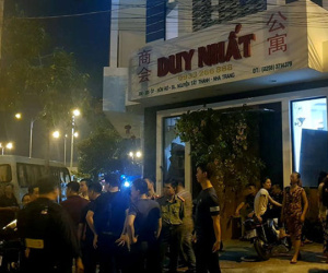 Cảnh sát bao vây khách sạn có hàng chục người nước ngoài nghi lừa đảo