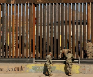 Mỹ bắt thủ lĩnh nhóm vũ trang chặn di dân ở biên giới với Mexico