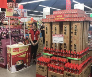 Nhân viên Masan tạo hình Lăng Bác bằng sản phẩm gây tranh cãi