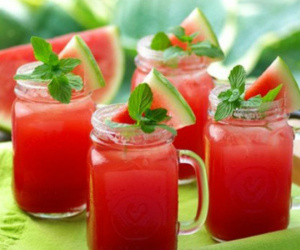 Thực phẩm giải nhiệt mùa nắng nóng