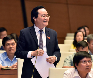 Bộ trưởng GD&ĐT: 'Đưa ra khỏi ngành cán bộ nâng điểm thi cho con'