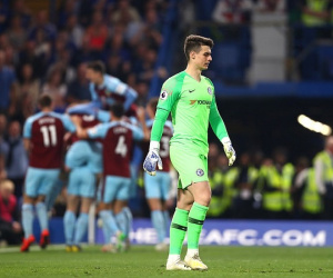 Chelsea 2-2 Burnley: Đến lượt Chelsea sảy chân, cuộc đua Top 4 thêm gay cấn
