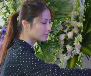 Diễm My 9X: 'Tôi đau đớn khi nhìn di ảnh mẹ'