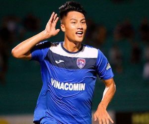 HLV Park Hang-seo triệu tập 3 cầu thủ Việt kiều cho King's Cup 2019?