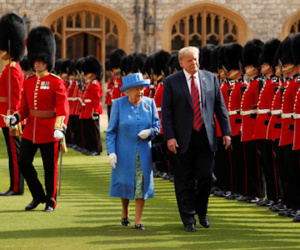 Trump nhận lời mời thăm Anh của Nữ hoàng Elizabeth II