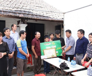 Đặc cách trao 'Cây chổi vàng' cho nữ lao công chết oan vì xe điên
