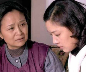 Làm dâu nhà giàu, đến lúc ở cữ tôi cũng không được yên thân vì mẹ chồng 2 nhân cách, trở mặt nhanh như lật bàn tay