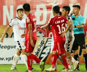 V.League 2019 trước nỗi lo bùng phát bạo lực