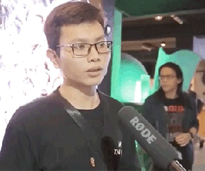 Video 3 tiếng xem Endgame của fan Việt: Rất 'mắc WC' nhưng không thể rời mắt khỏi màn hình!