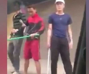 Kinh hoàng cảnh gần chục thanh niên dùng dao, kiếm truy sát nhau trên đường